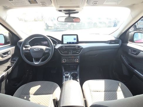 Used 2022 Ford Escape SE image 15