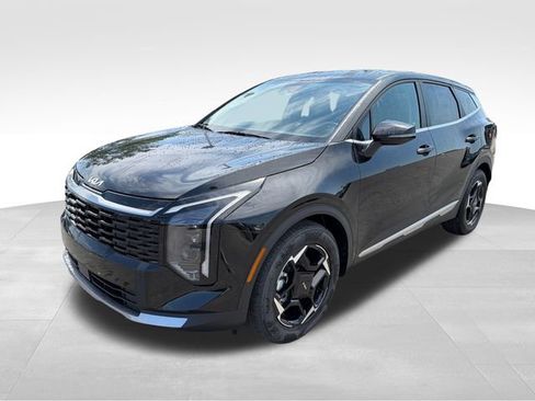 New 2026 Kia Sportage EX FWD image 3
