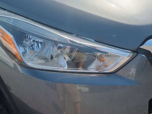 Used 2020 Nissan Kicks S FWD image 36