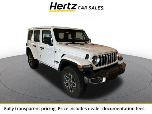 Used 2025 Jeep Wrangler Unlimited Sahara AWD/4WD image 1