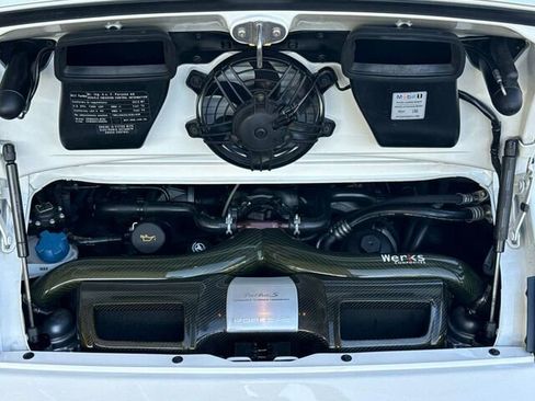 Used 2012 Porsche 911 Turbo S image 27