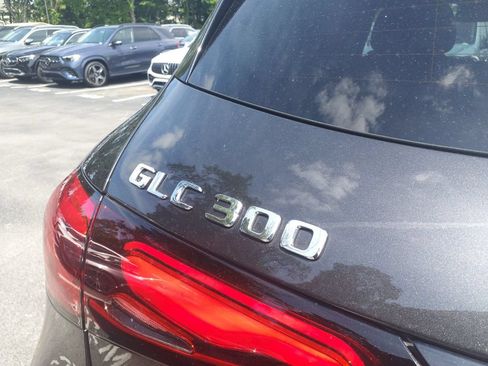 Certified 2025 Mercedes-Benz GLC 300 4MATIC image 11