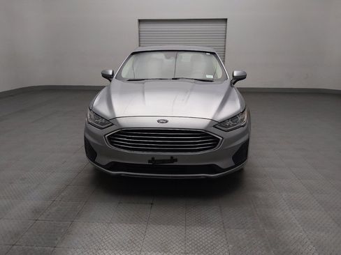 Used 2020 Ford Fusion SE image 15