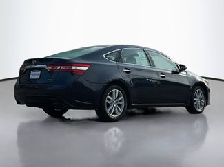 Used 2014 Toyota Avalon XLE FWD video 2