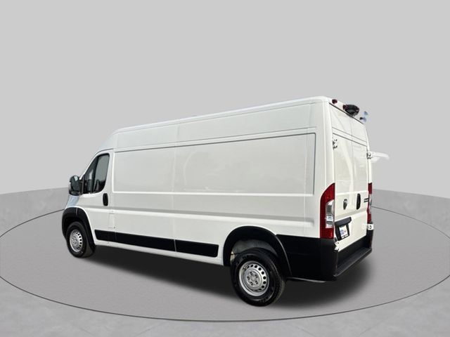 Used 2025 RAM ProMaster 2500 w/ Convenience Group FWD image 3
