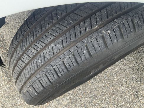 Used 2025 Ford Expedition Platinum image 21