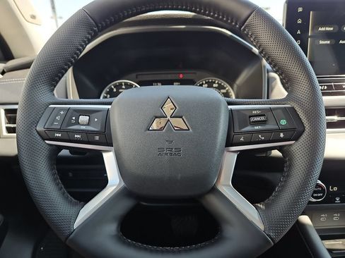 New 2026 Mitsubishi Outlander SE FWD image 28