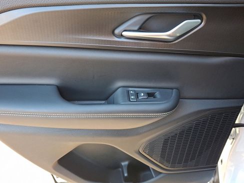 Certified 2023 Jeep Grand Cherokee Laredo image 19