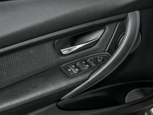 Used 2018 BMW M3 image 15