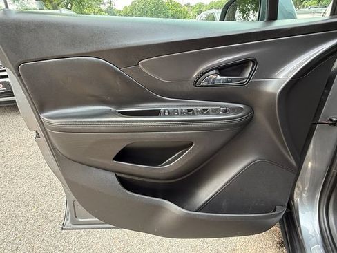 Used 2020 Buick Encore Preferred FWD image 21