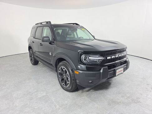 New 2025 Ford Bronco Sport Outer Banks AWD/4WD image 3