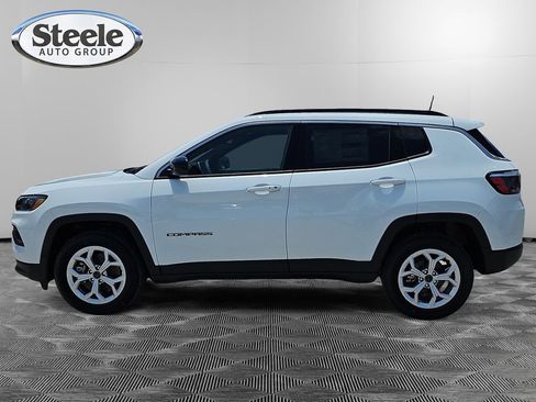 New 2025 Jeep Compass Latitude image 2