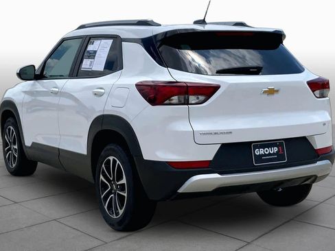 Certified 2025 Chevrolet TrailBlazer LT FWD image 12