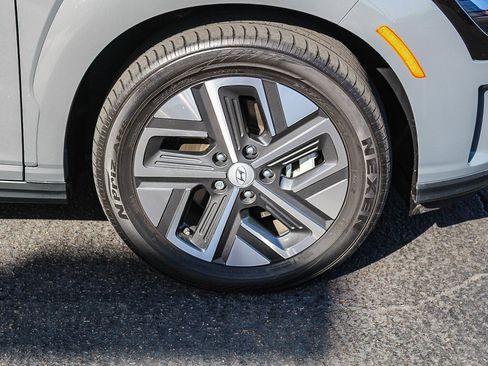 Certified 2023 Hyundai Kona SE w/ Cargo Package image 13