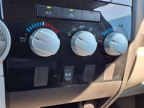 Used 2007 Toyota Tundra SR5 AWD/4WD image 8