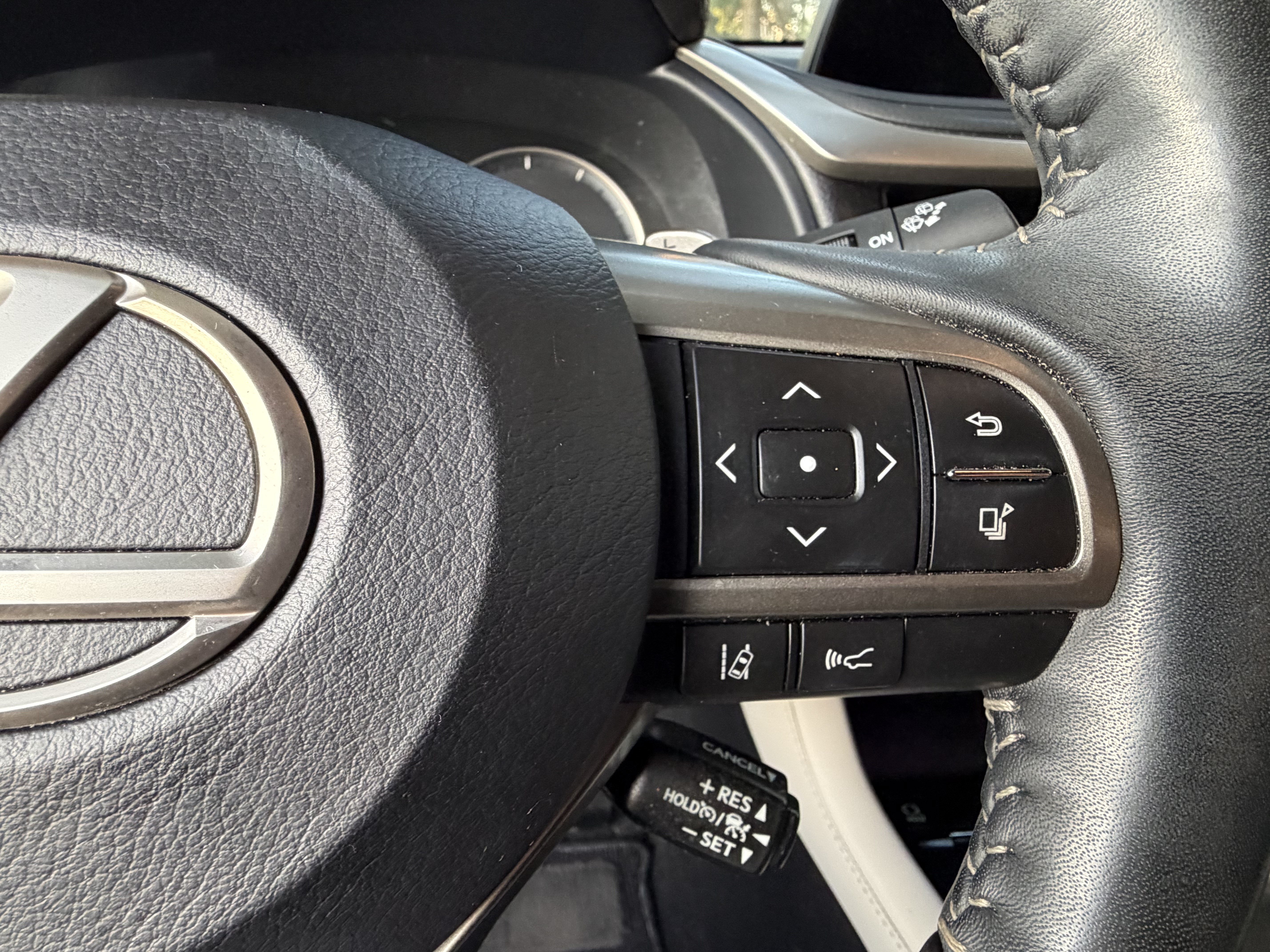 Used 2020 Lexus RX 350 FWD w/ Premium Package image 20