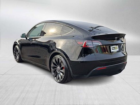Used 2022 Tesla Model Y Performance image 6