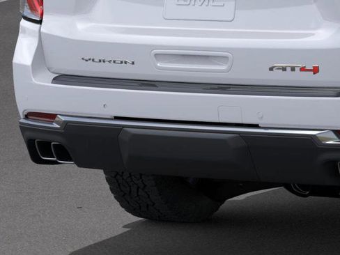 New 2026 GMC Yukon XL AT4 w/ AT4 Premium Plus Package image 14