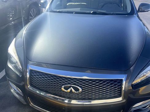 Used 2015 INFINITI Q70 3.7 image 1