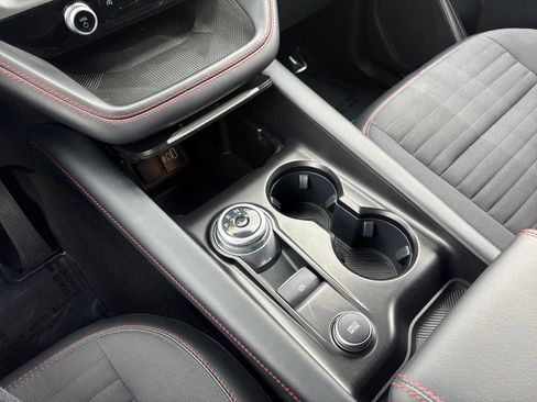 Used 2025 Ford Explorer ST-Line w/ ST-Line Street Pack image 21