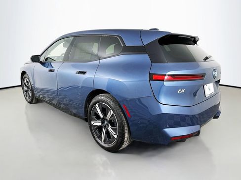 Used 2026 BMW iX xDrive45 image 7