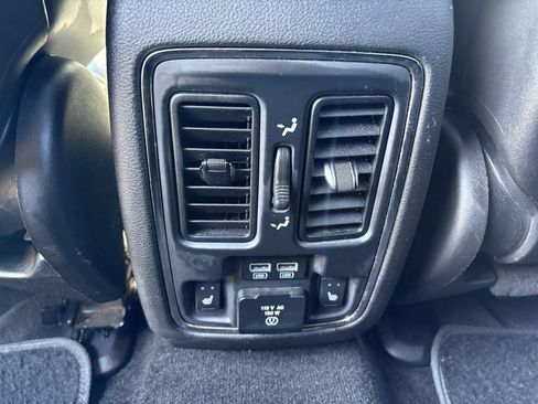 Used 2014 Jeep Grand Cherokee Limited AWD/4WD image 28