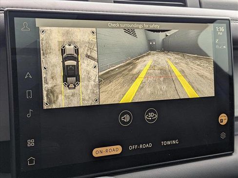 New 2025 Land Rover Defender 110 X-Dynamic SE image 13