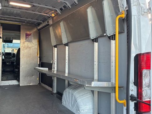 Used 2023 RAM ProMaster 3500 w/ Driver Convenience Group image 10
