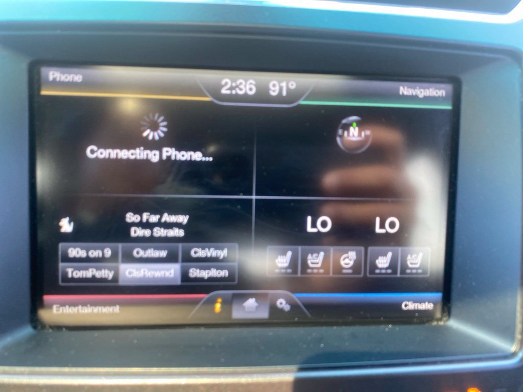 Used 2016 Ford Explorer Limited w/ Equipment Group 301A AWD/4WD image 8
