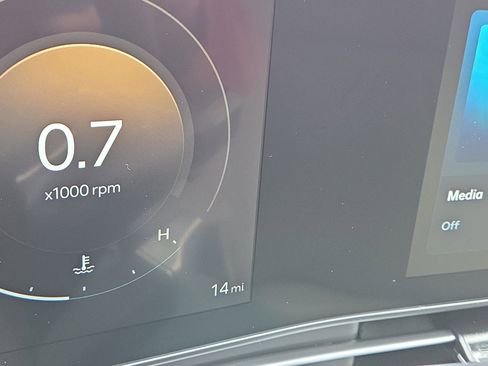 New 2026 Hyundai Kona SEL Premium image 21