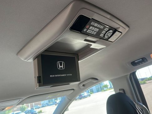 Used 2016 Honda Odyssey SE image 22