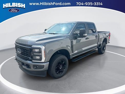 Used 2025 Ford F250 XL w/ STX Appearance Package AWD/4WD image 1