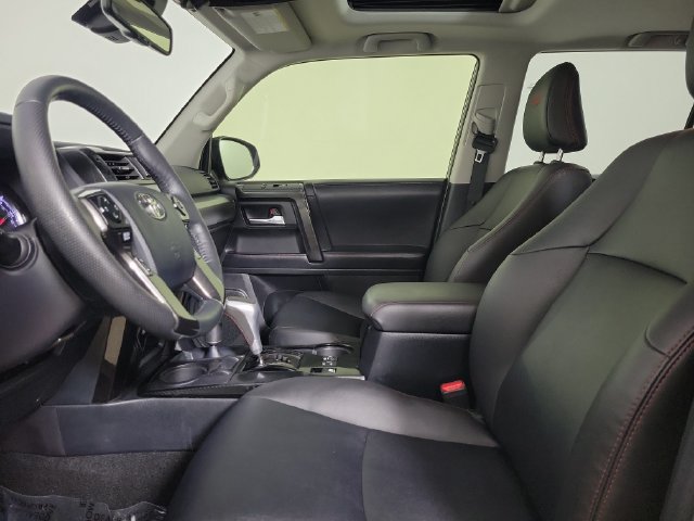 Used 2023 Toyota 4Runner TRD Off-Road Premium w/ Moonroof Package AWD/4WD image 19