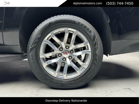 Used 2022 GMC Yukon XL Denali w/ Advanced Technology Package image 43