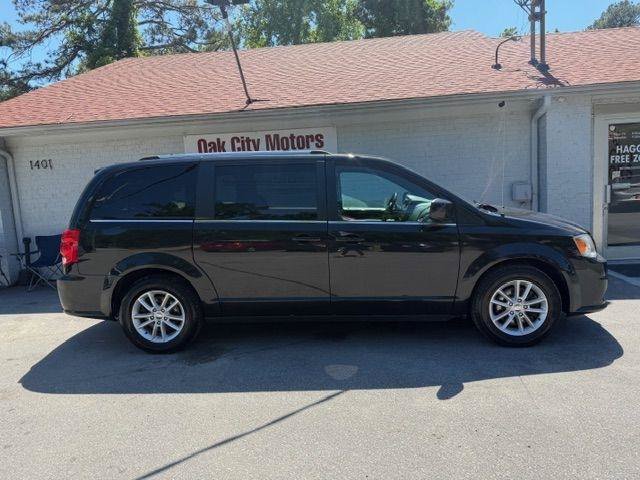 Used 2018 Dodge Grand Caravan SXT FWD image 4