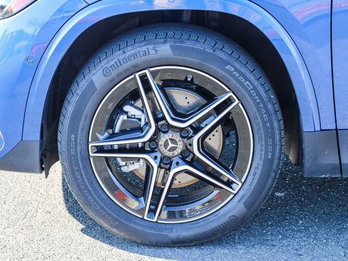 Certified 2025 Mercedes-Benz GLA 250 4MATIC image 9