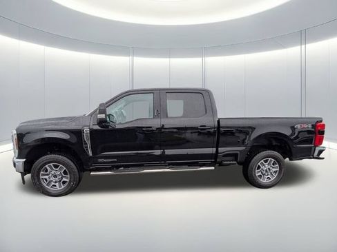 Used 2024 Ford F250 Lariat AWD/4WD image 3