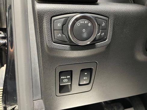 Used 2018 Ford F150 XLT w/ Equipment Group 302A Luxury image 29