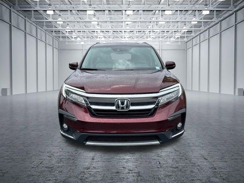 Used 2021 Honda Pilot Touring image 2