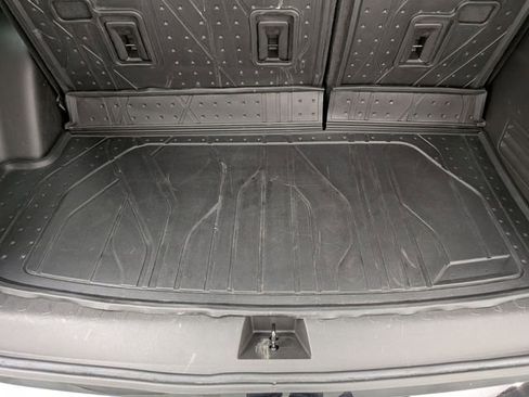 Used 2023 Chevrolet Traverse High Country w/ LPO, Floor Liner Package AWD/4WD image 25