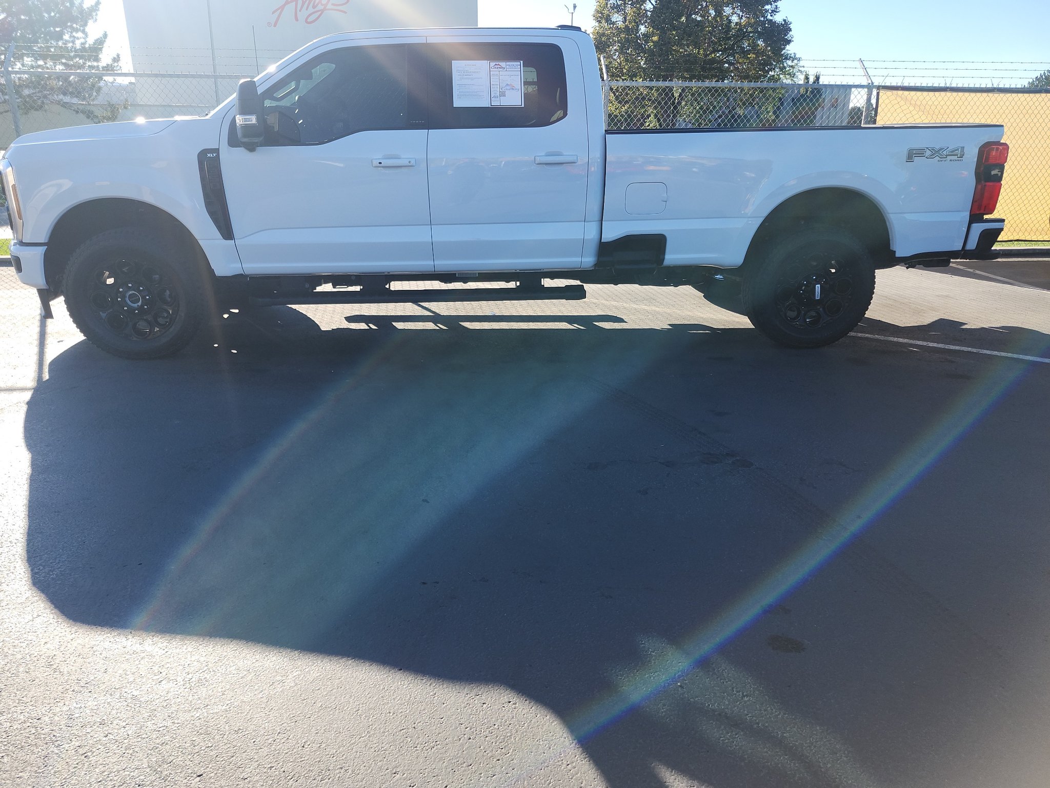 Used 2026 Ford F350 XLT w/ XLT Premium Package AWD/4WD image 4