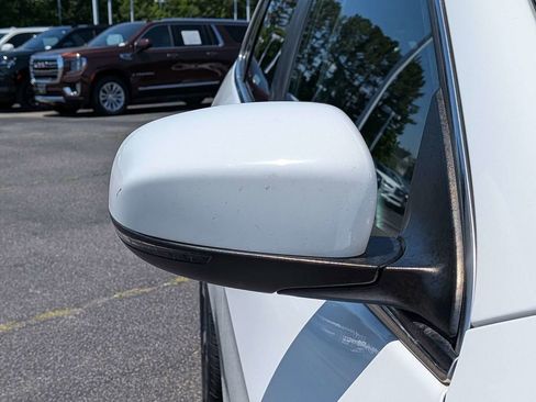 Used 2019 Jeep Cherokee Limited AWD/4WD image 13