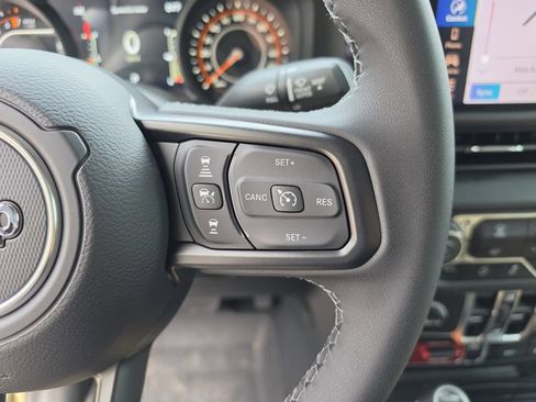 New 2026 Jeep Gladiator Willys AWD/4WD image 28