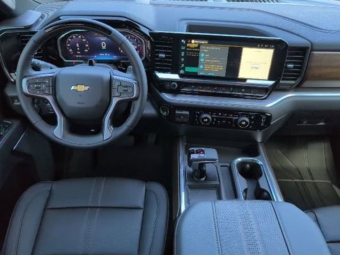 New 2026 Chevrolet Silverado 1500 High Country AWD/4WD image 4