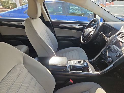 Used 2020 Ford Fusion S image 8