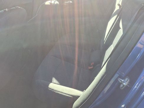 Used 2018 Chevrolet Cruze LT image 6