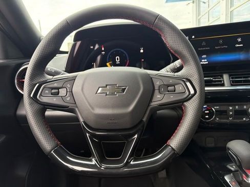 New 2026 Chevrolet Trax RS w/ Sunroof Package FWD image 17