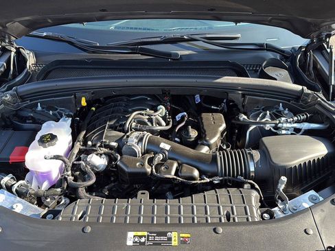 New 2025 Jeep Grand Cherokee Altitude image 38