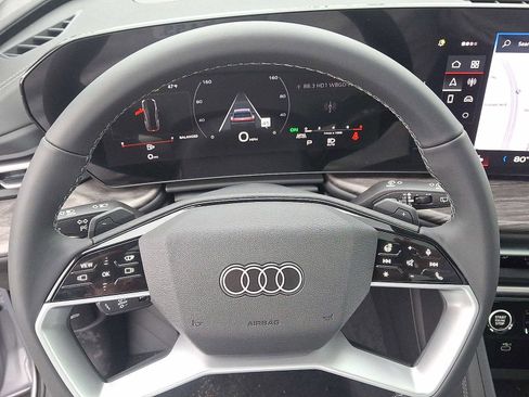 New 2025 Audi Q5 Premium Plus image 16