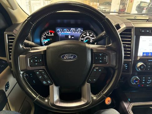 Used 2020 Ford F350 Limited image 19